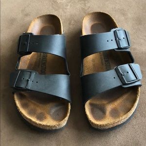 Black Arizona Birkenstocks